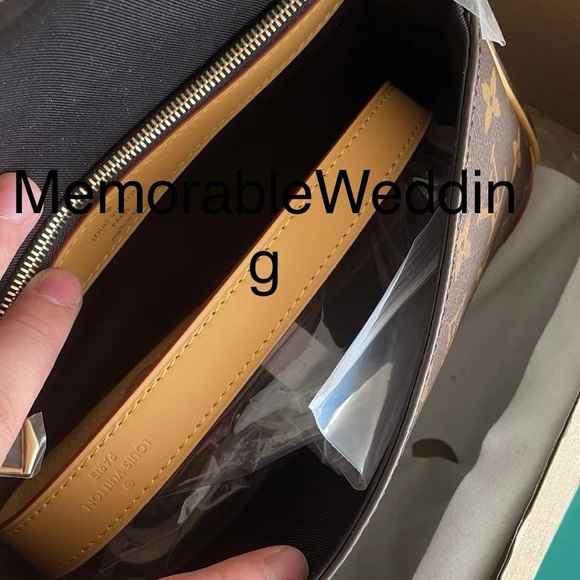 Authenticated Like New Diane Monogram Sachet, not used before price firm - Picture 10 of 10